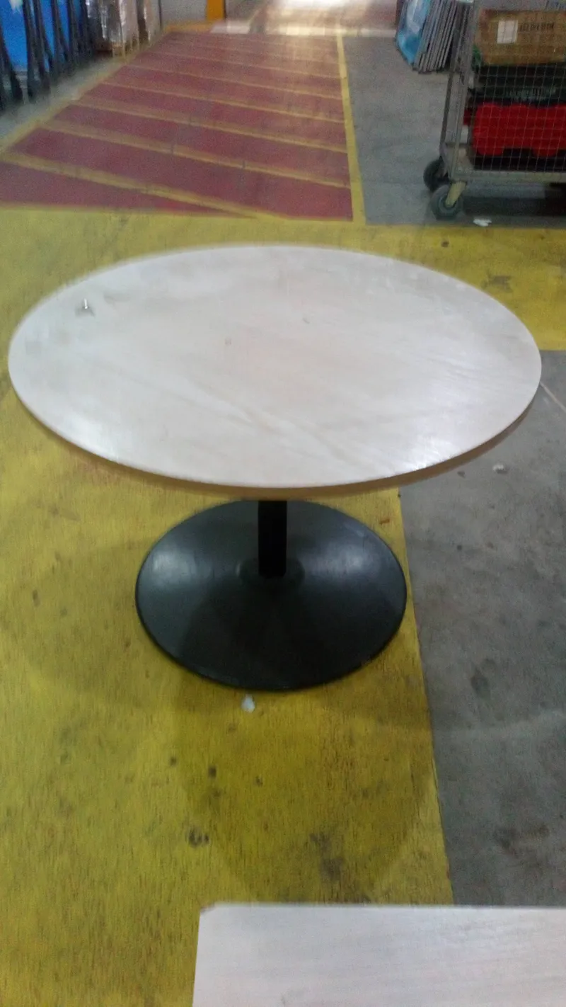 Round table