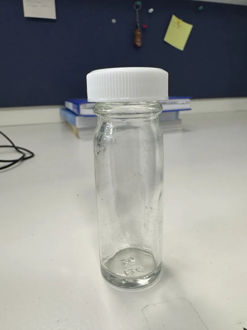 Bottles, Glass Universal, with cap, 30ml