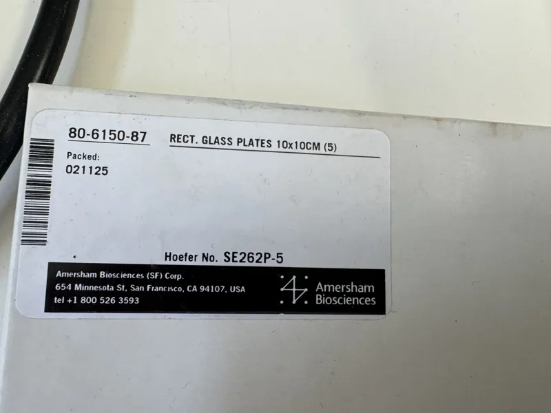 Rectangular Glass Plates 10x10cm - one pack of 5, one pack of four
