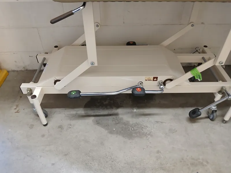 White Metal Mobile Examination/Treatment Couch with Foot Controls