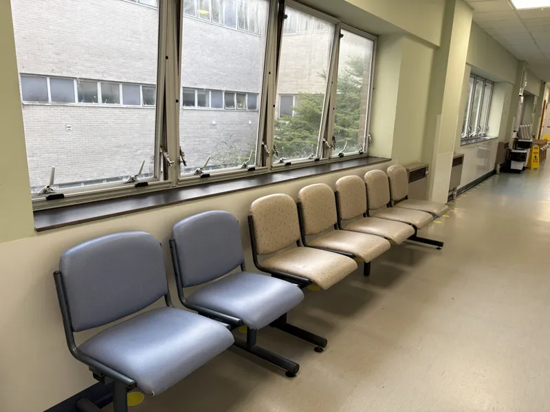 Set of 7 Office/Waiting Room Stacking Chairs